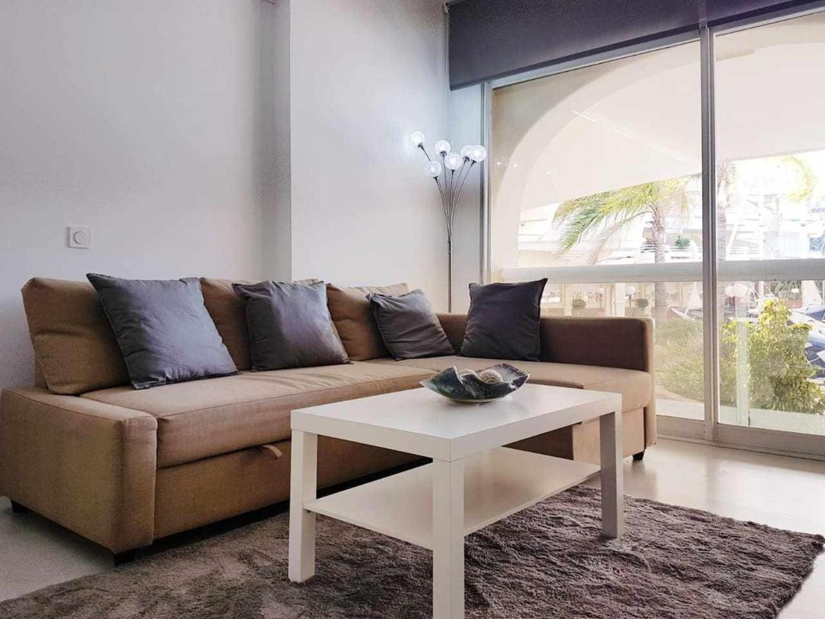 Lujoso Apartamento En De La Isla De Puerto Marina เบนัลมาเดนา ภายนอก รูปภาพ